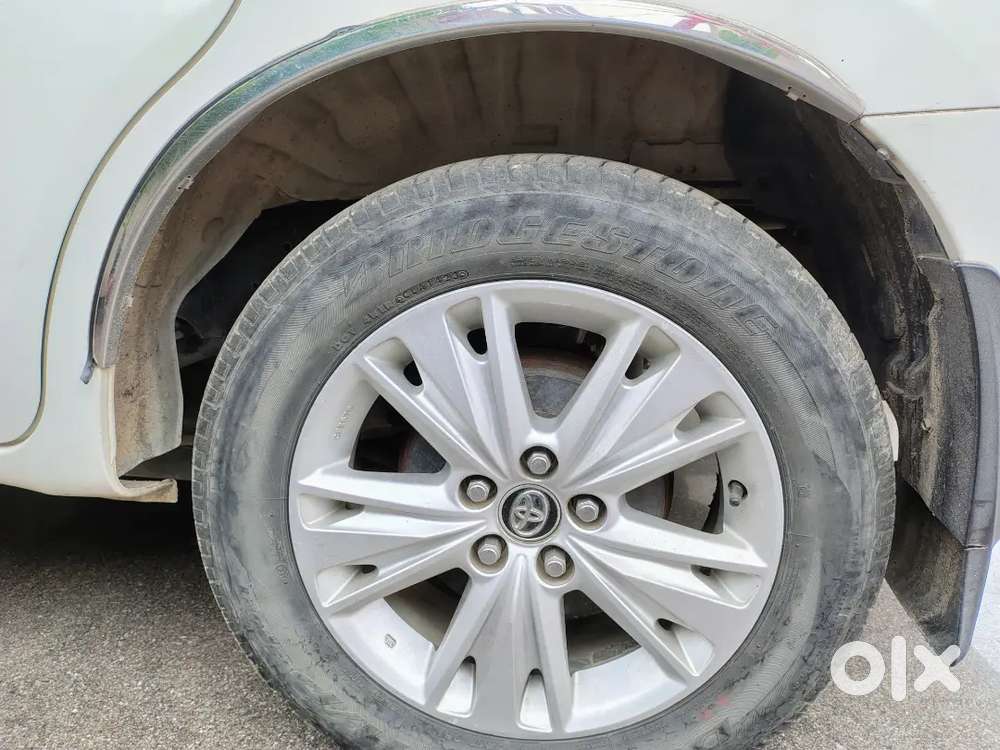 Toyota Innova Crysta 2017