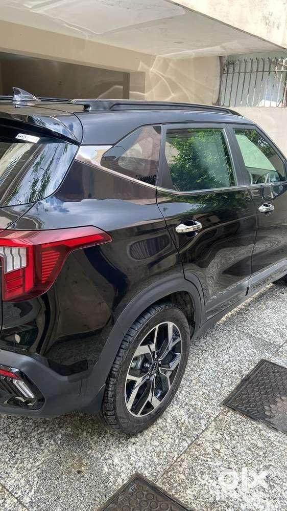 Kia Seltos 2024 Petrol Well Maintained