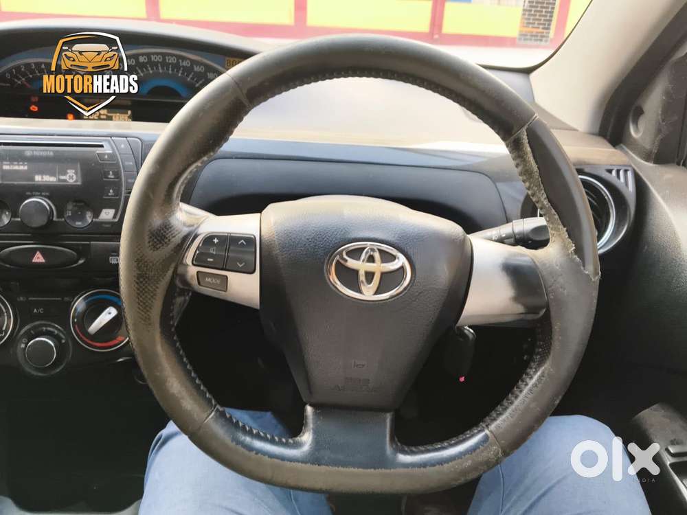 Toyota Etios Cross 1.5l V, 2014, Petrol