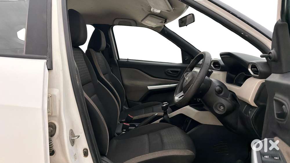 Nissan Magnite 1.0 Xe, 2022, Petrol