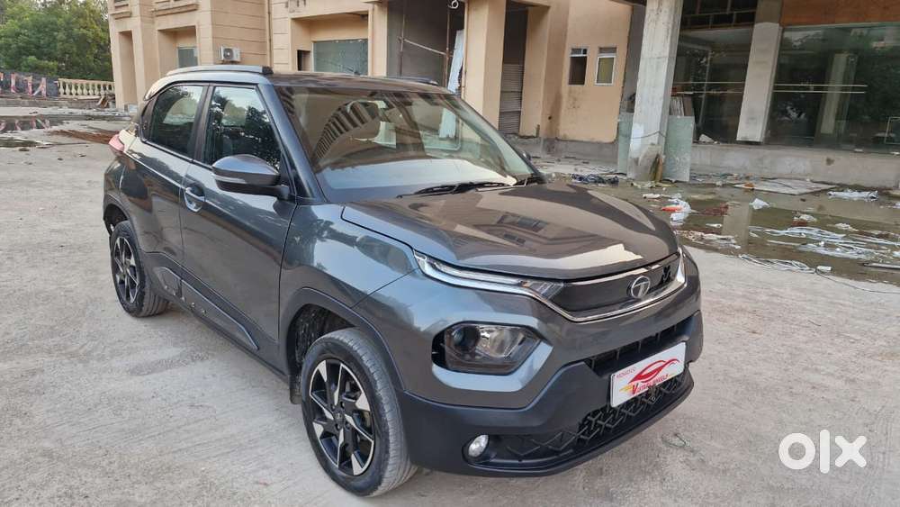 Tata Punch Accomplished Amt Sunroof, 2023, Petrol