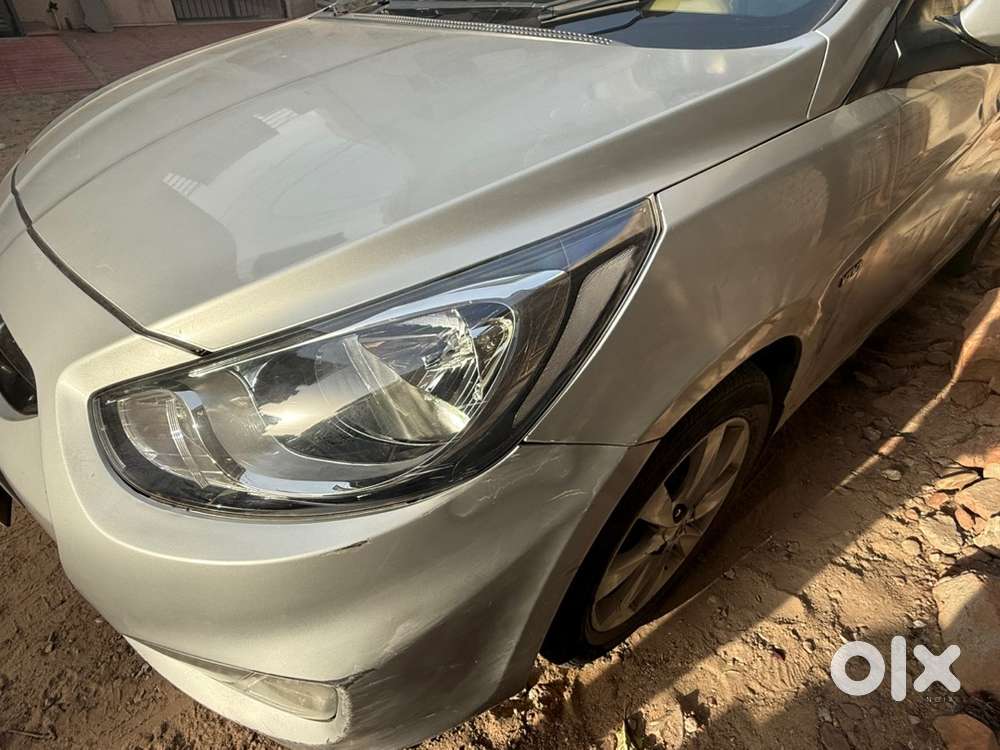 Hyundai Fluidic Verna 2011 Car