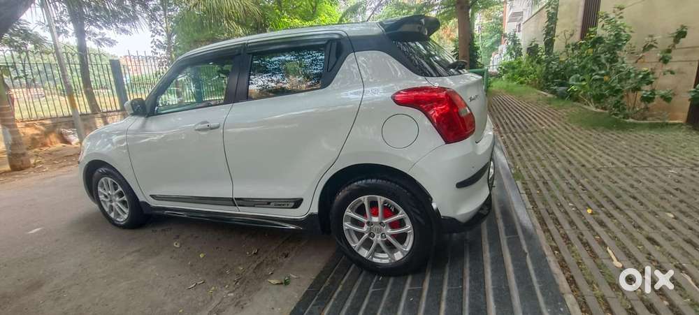 Maruti Suzuki Swift Vvt Zxi, 2021, Petrol