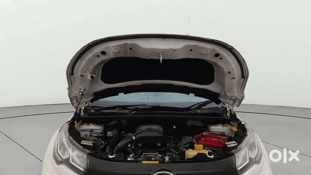Tata Nexon 1.2 Revotron Xza Plus Premium, 2022, Petrol