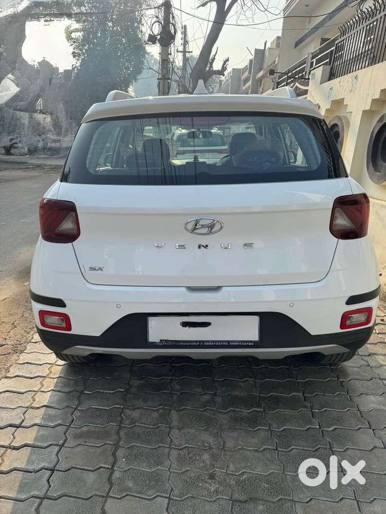 Hyundai Venue Diesel