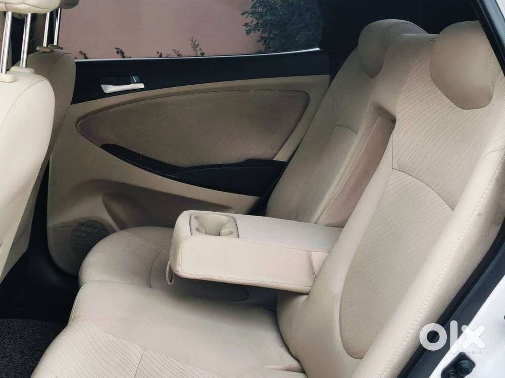 Hyundai Verna Vtvt 1.6 Sx, 2015, Petrol