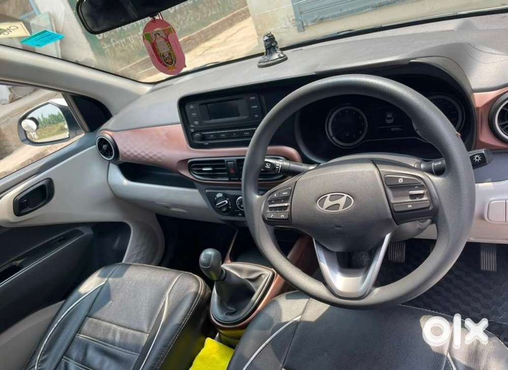 Hyundai Aura Manual 2025 Km