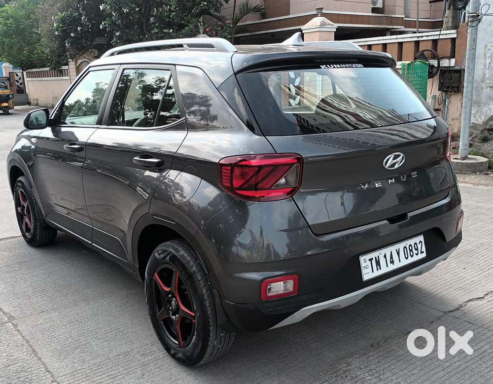 Hyundai Venue S 1.2 Petrol, 2021, Petrol