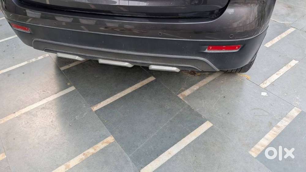 Maruti Suzuki Brezza Vxi At, 2022, Petrol