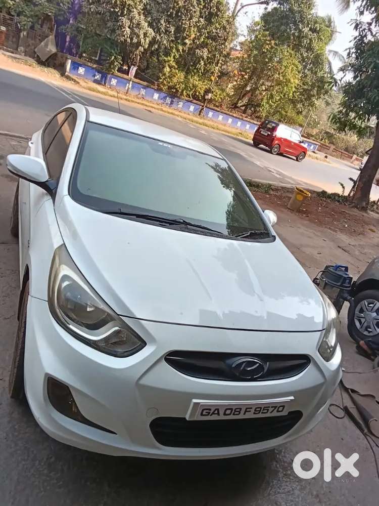 Hyundai Verna 2012 Petrol 93000 Km Driven