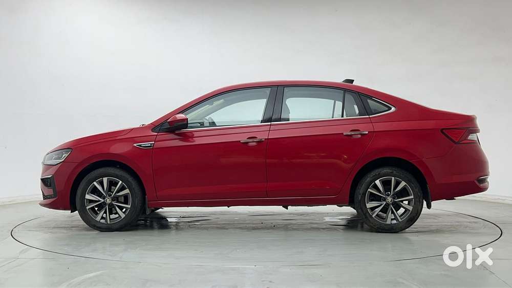Skoda Slavia Style 1.0l Tsi At, 2022, Petrol