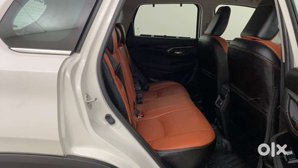 Toyota Urban Cruiser Hyryder 1.5 G Neo Drive At, 2025, Petrol