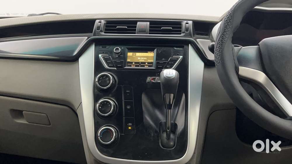 Mahindra Kuv 100 2016-2017 Mfalcon G80 K6, 2016, Petrol