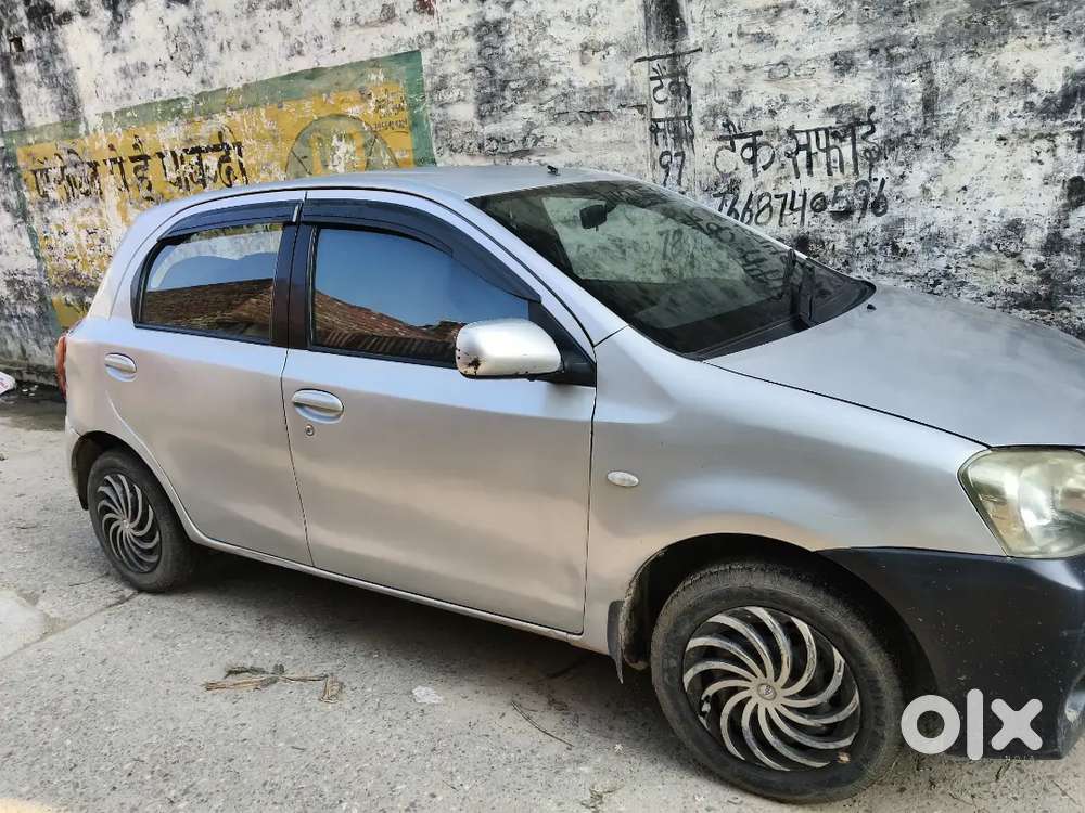 Toyota Etios Liva 2012