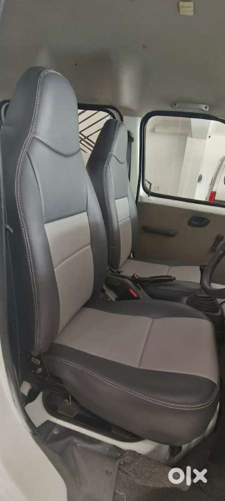 Maruti Suzuki Eeco Ambulance, 2014, Petrol