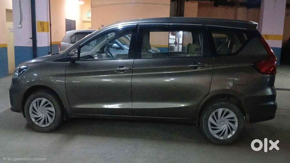 Maruti Suzuki Ertiga 2022-2023 Vxi Cng, 2022, Cng & Hybrids