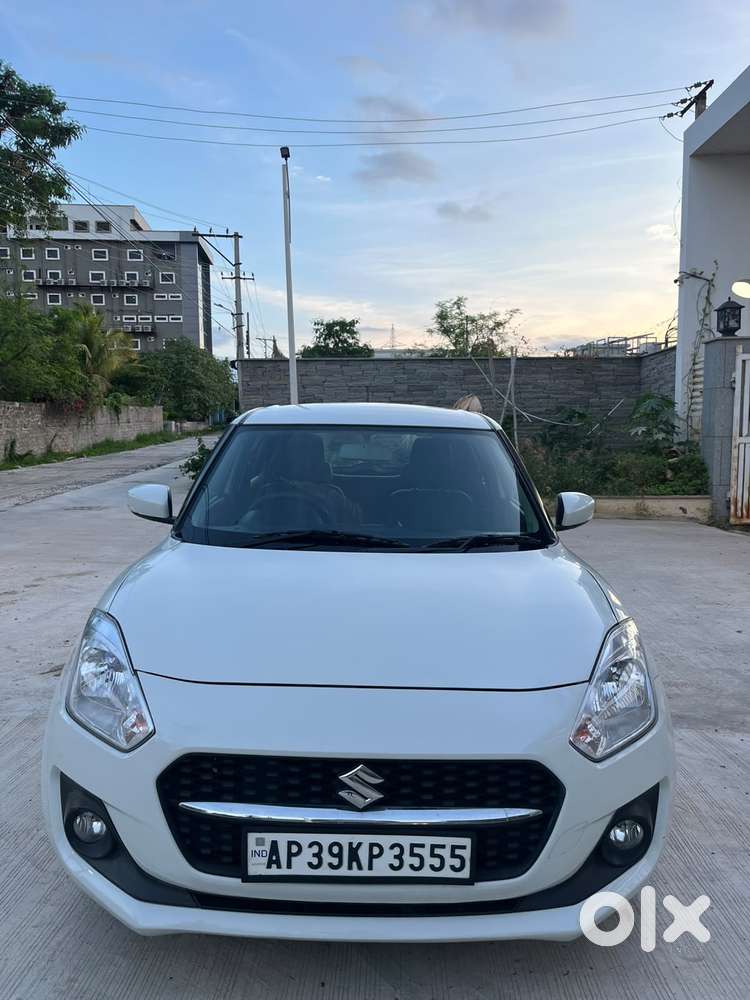 Maruti Suzuki Swift Vxi + Manual, 2021, Petrol
