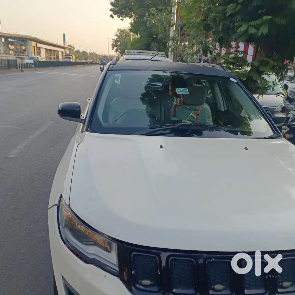 Jeep Compass Petrol 2017 Good Condition