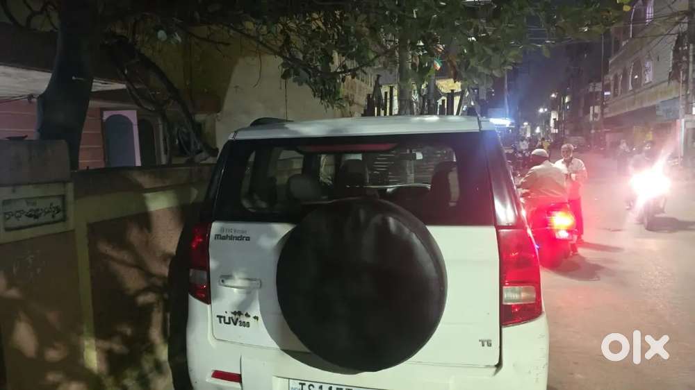 Mahindra Tuv 300 2016