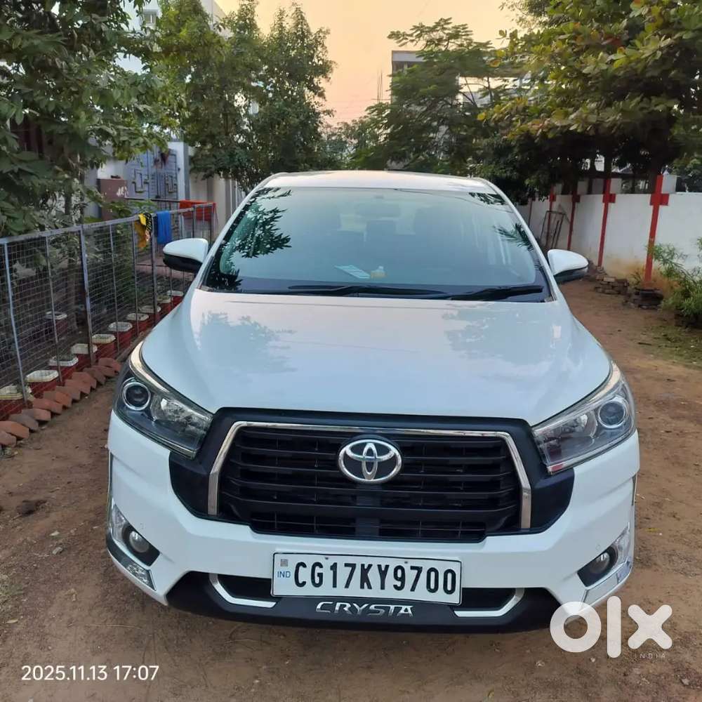Toyota Innova Crysta 2023 Diesel Ca..price 24,00,000