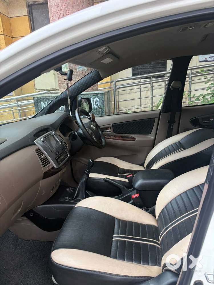 Toyota Innova 2.5 V 7 Str, 2016, Diesel