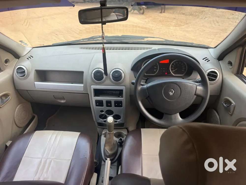 Mahindra Logan 2010