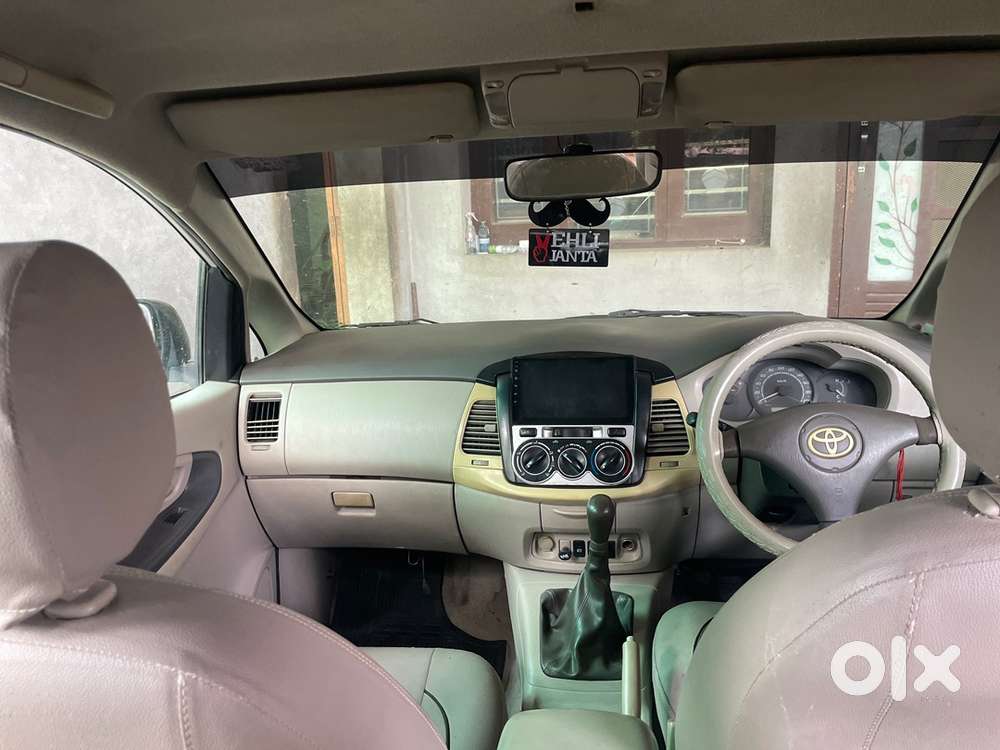 Toyota Innova Diesel 2010