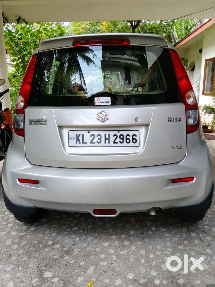 Maruti Suzuki Ritz Vxi, 2013, Petrol