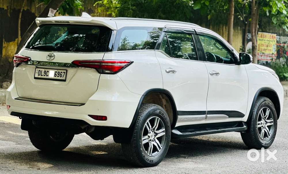Toyota Fortuner 4x2 At 2.7 Petrol, 2022, Petrol