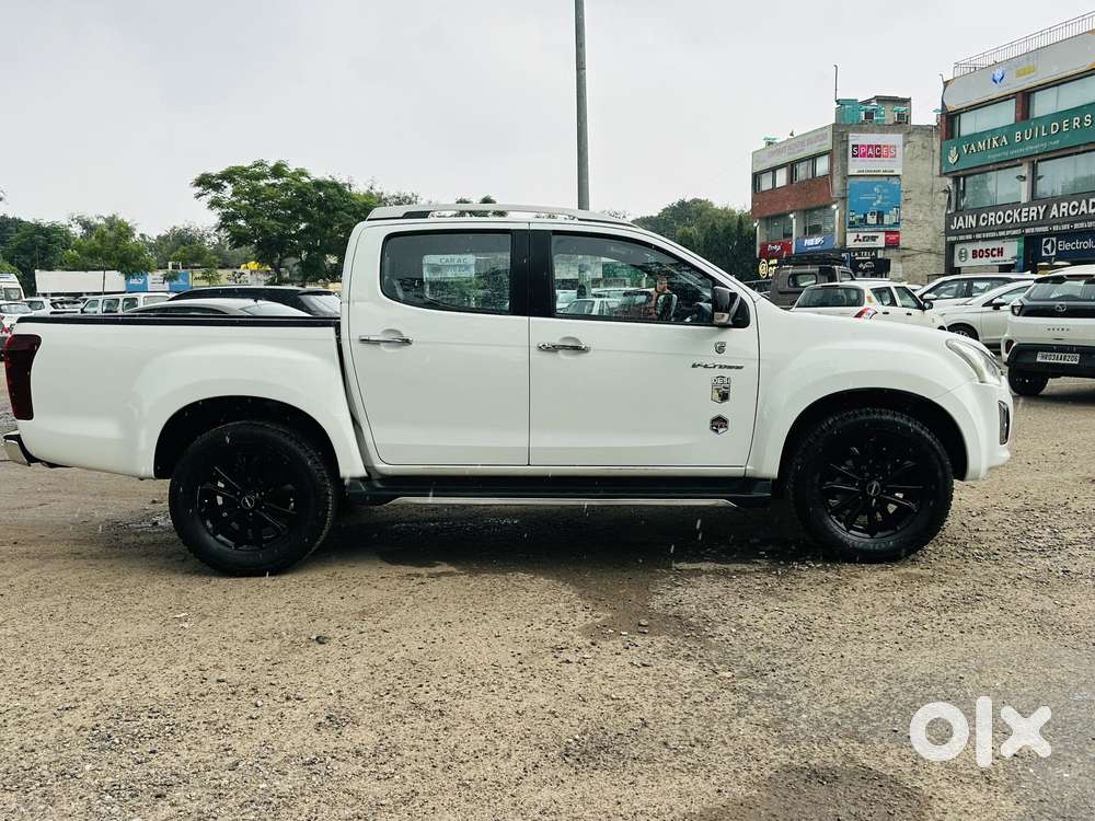 Isuzu D-max V-cross 4x4, 2020, Diesel