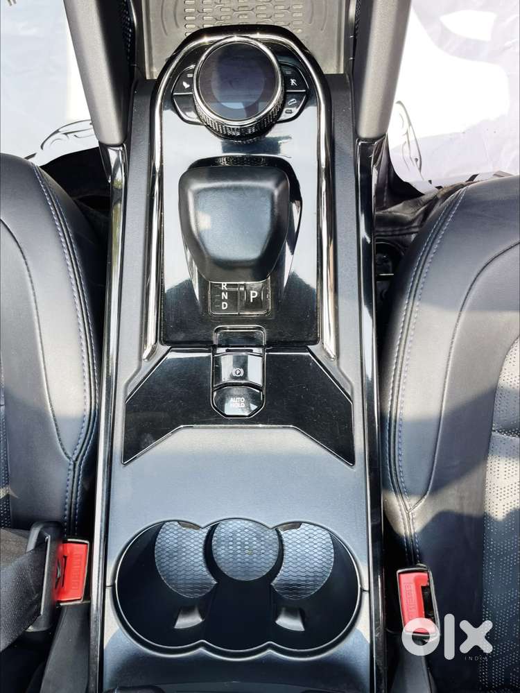 Tata Safari Accomplished X Plus 7 Str Dark Edition At, 2024, Diesel