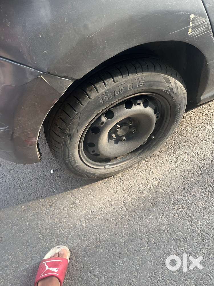 Volkswagen Polo Petrol Manual 2012