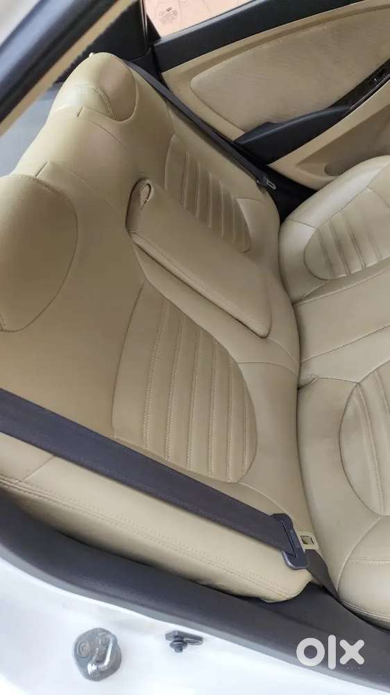 Hyundai Fluidic Verna 2017