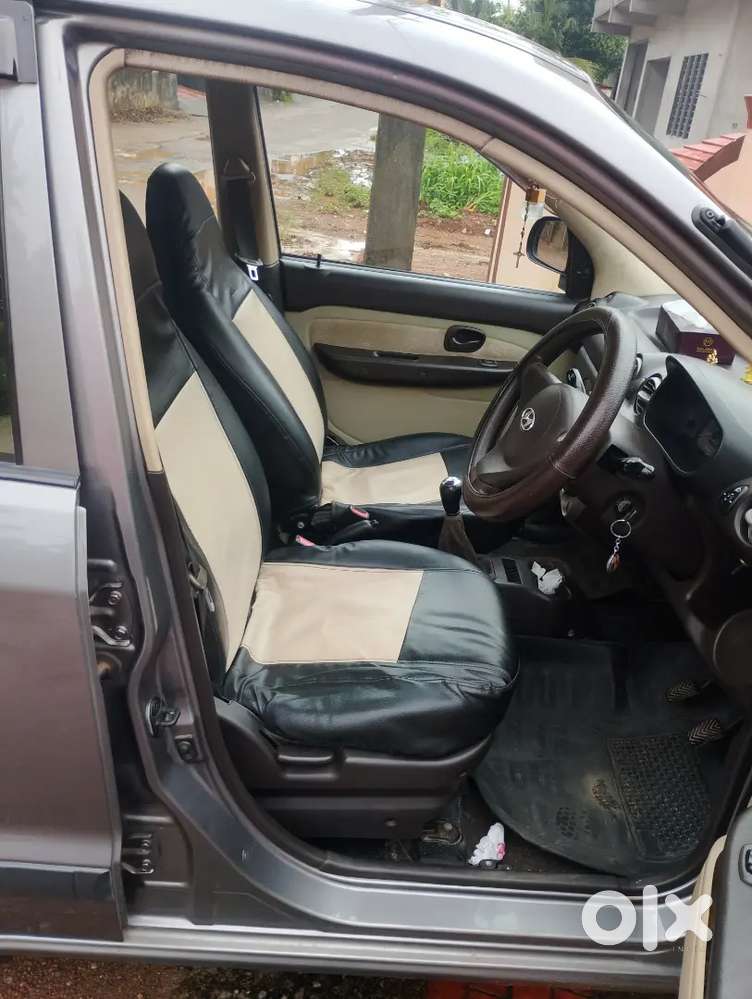 Hyundai Santro Sportz 2012