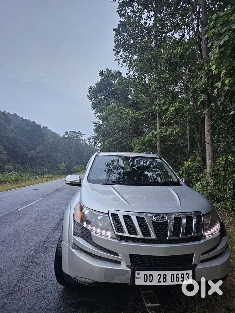 Mahindra Xuv500 W8 2013