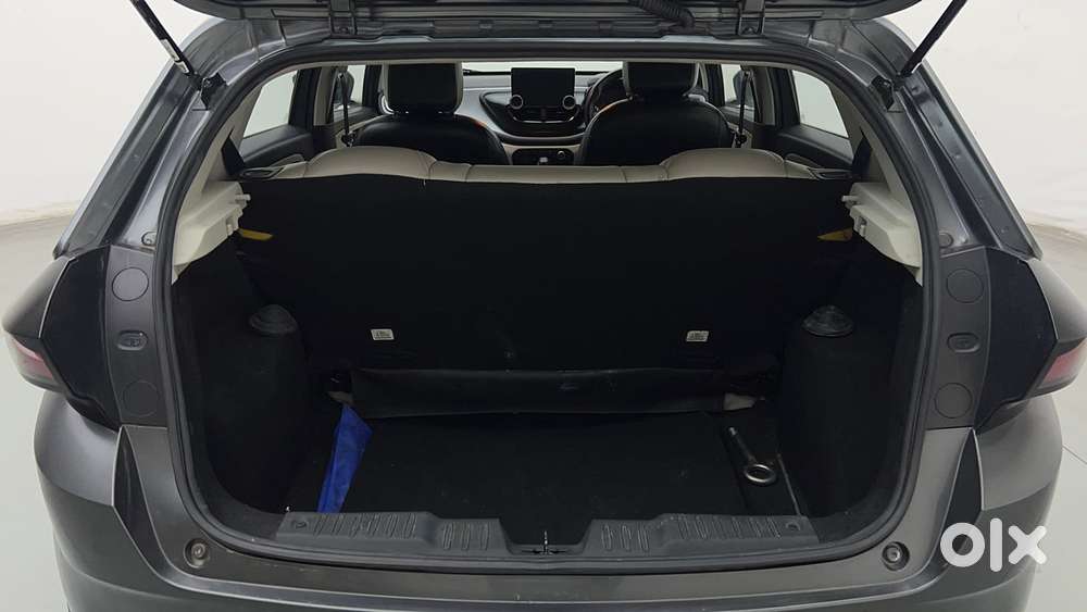 Tata Altroz 1.2 Xma Plus, 2023, Petrol