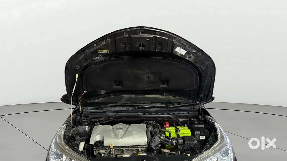 Toyota Yaris J Cvt, 2018, Petrol