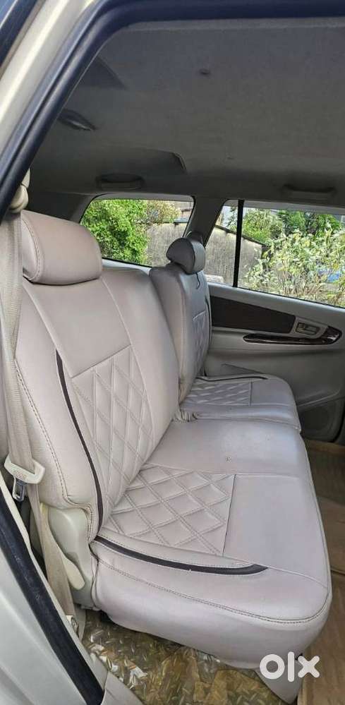 Toyota Innova 2.5 G (diesel) 8 Seater, 2013, Diesel