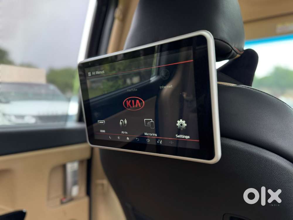 Kia Carnival Premium, 2020, Diesel