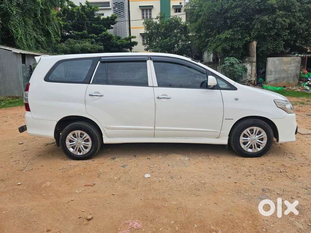 Toyota Innova 2.5 G (diesel) 7 Seater, 2015, Diesel
