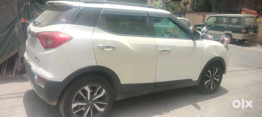 Mahindra Xuv300 W8 (o) Top Model-2020 Top Model With Sunroof
