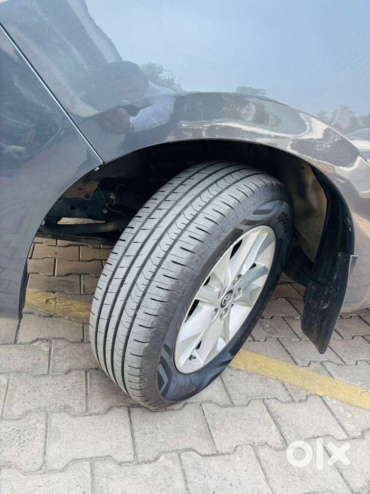 Toyota Innova Crysta 2.7 Gx At, 2021, Diesel