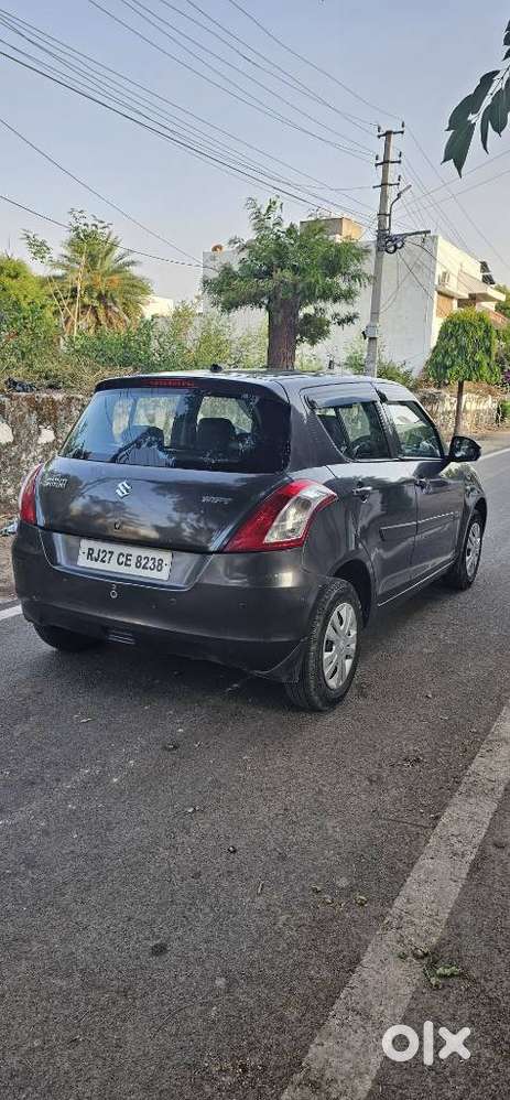 Maruti Suzuki Swift Lxi Optional-o, 2016, Petrol