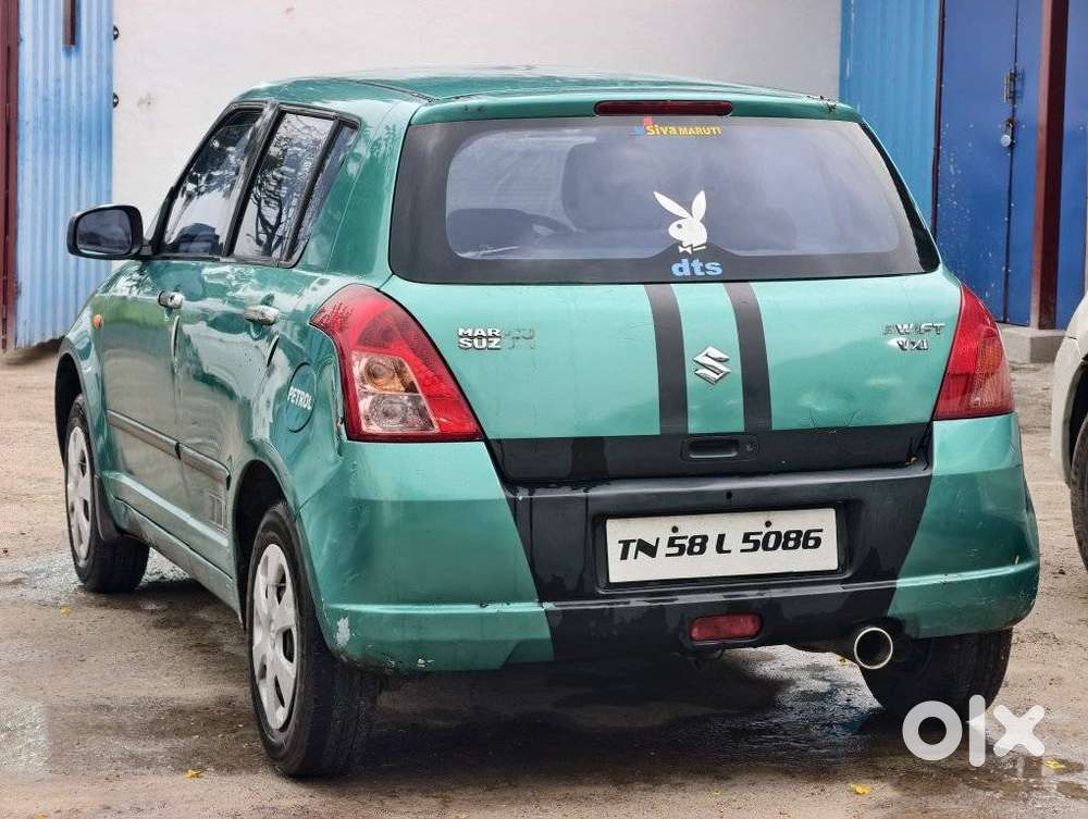 Maruti Suzuki Swift Vxi + Manual, 2005, Petrol