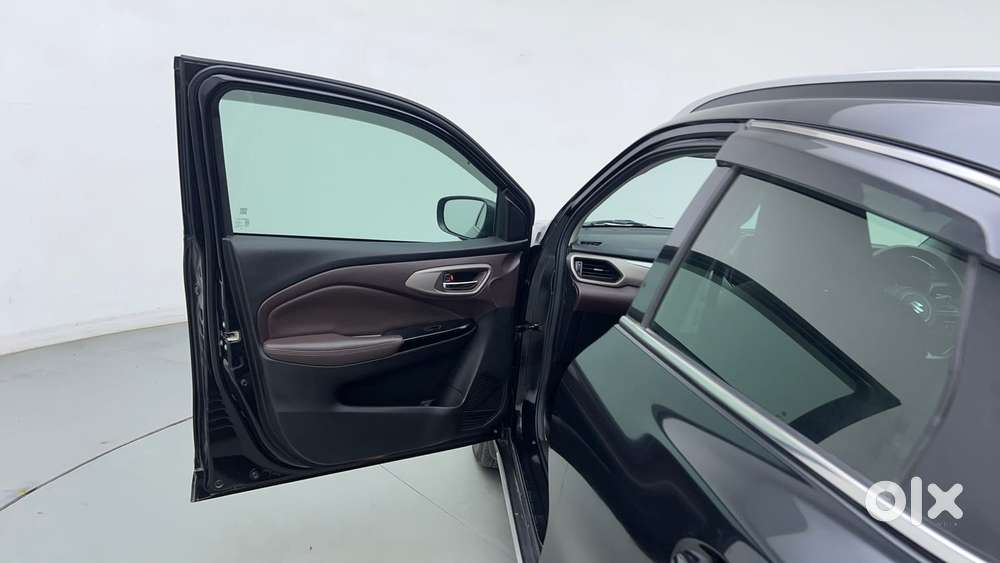 Maruti Suzuki Fronx Alpha 1.0l Turbo 6 At, 2023, Petrol
