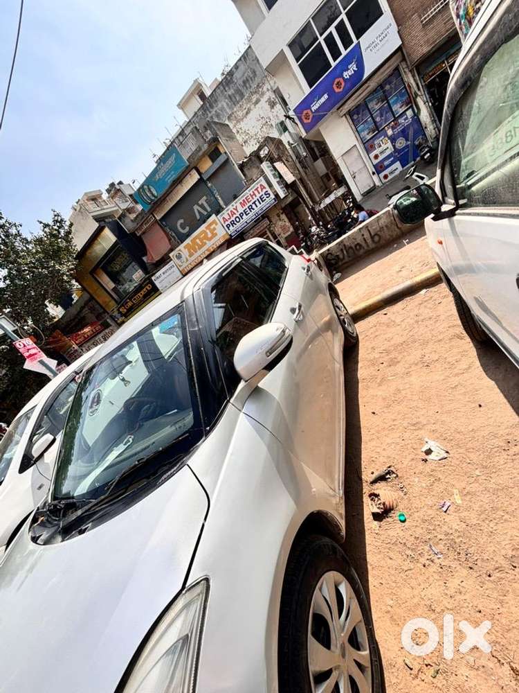 Maruti Suzuki Swift 2015 Cng & Hybrids Well Maintained