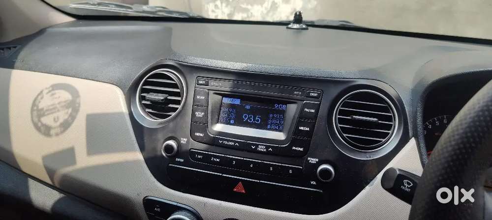 Hyundai I10 Sportz 2016 Petrol Manual