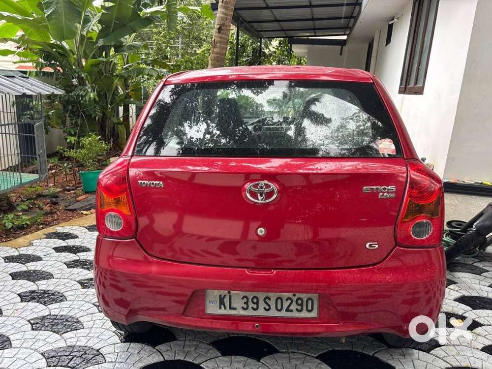 Toyota Etios Liva G, 2011, Petrol