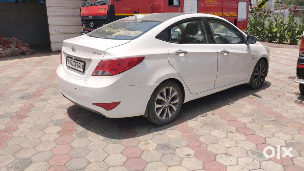 Hyundai Verna 2018 Petrol Well Maintained
