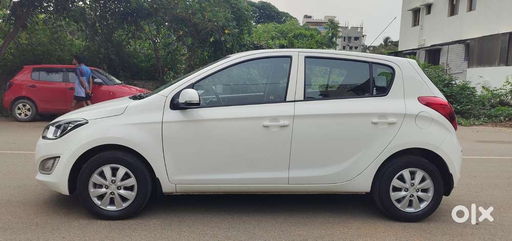 Hyundai I20 2010-2012 1.4 Asta At With Avn, 2013, Petrol
